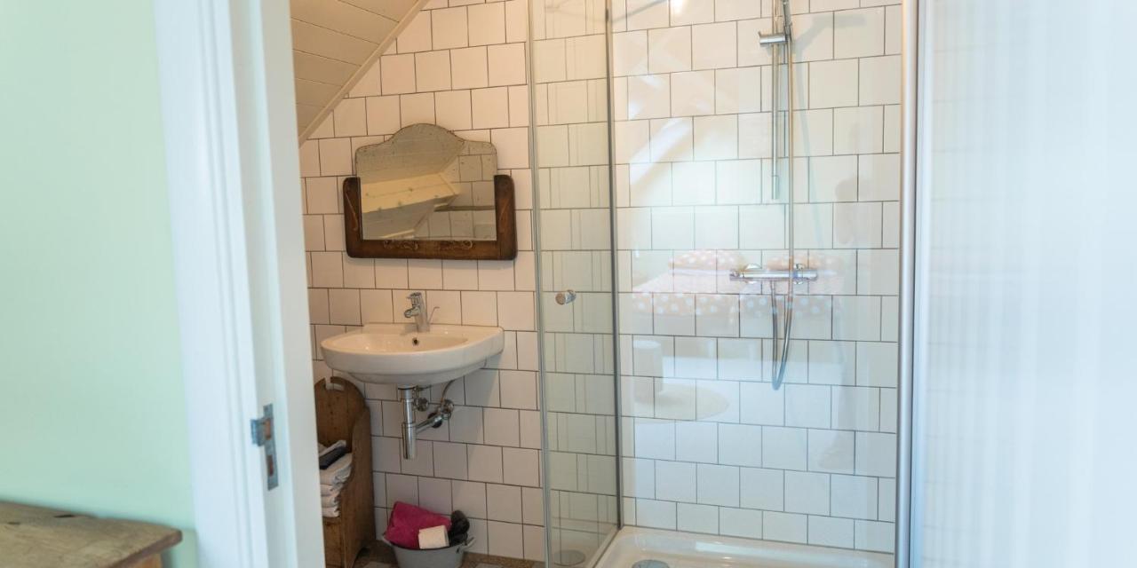 B&B De Ouw Skuur オイルスコート エクステリア 写真